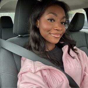 Meet your Posher, Chiara